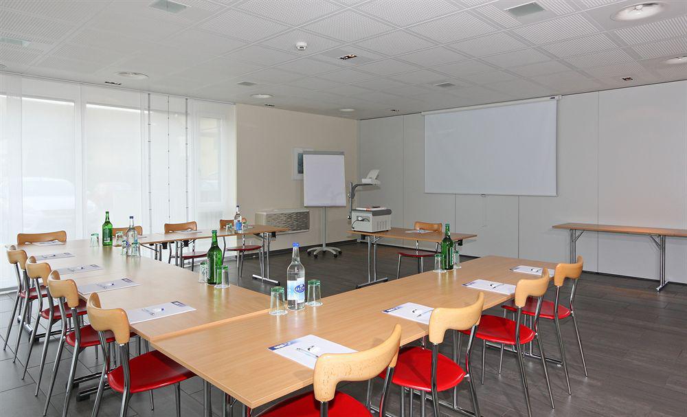 Aarau West Swiss Quality Hotel Oberentfelden Съоръжения снимка